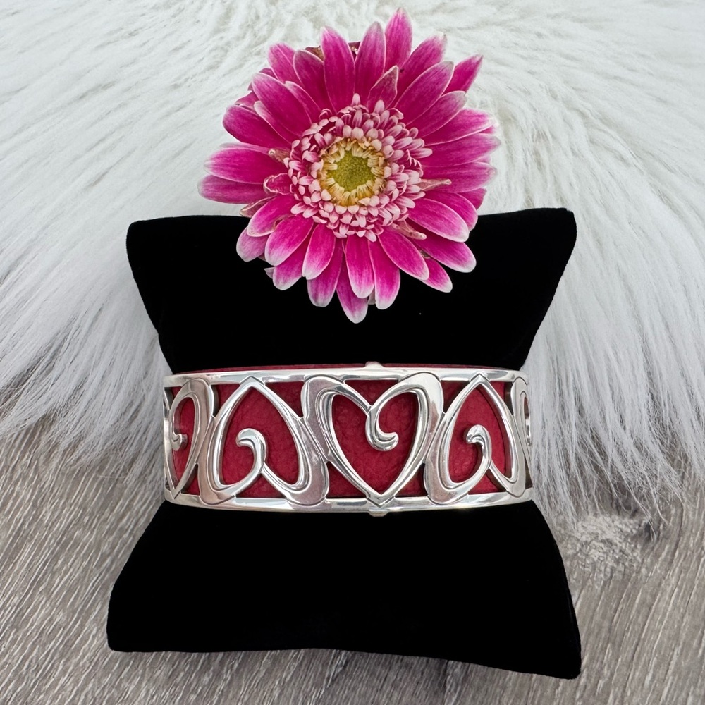 ❤️💙BRIGHTON Retired Channel Heart Cristo Cuff Bracelet With Red/Blue Inserts